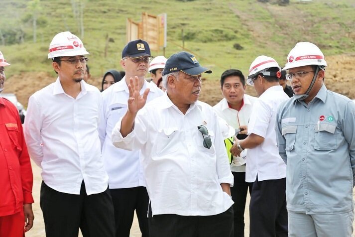 Menteri PUPR meninjau lokasi pembangunan Jalan Tol Banda Aceh-Sigli, seksi 4 Indrapuri-Blang Bintang dan menilai progres pembangunan berjalan progresif