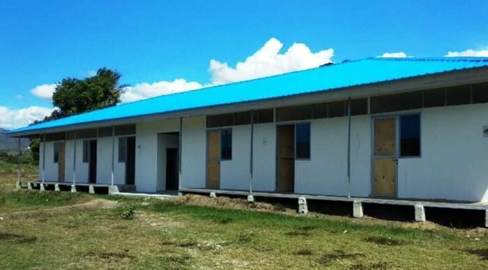 pembangunan rumah sementara korban tsunami Palu.