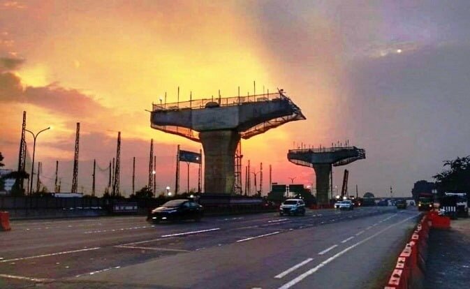 Kementerian BUMN membangun sistem transportasi terpadu, pembangunan rumah susun sederhana milik (Rusunami) dengan konsep Transit Oriented Development (TOD), pembangunan jalan tol dan non tol.