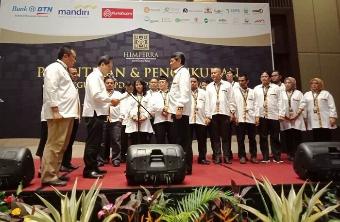 DPP Himperra lantik pengurus DKI Jakarta dengan tagert 80 ribu unit rumah.