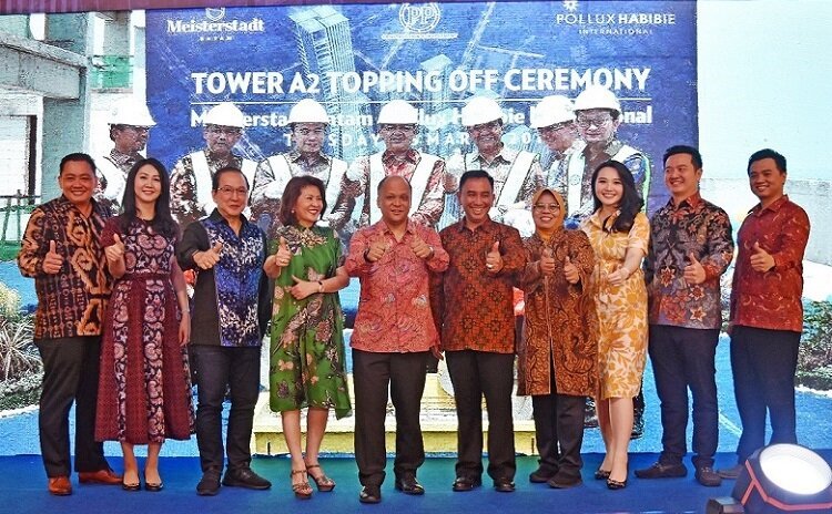 Meisterstadt Batam menggelar topping off ceremony ) untuk tower apartemen A2. Meisterstadt Batam merupakan kolaborasi antara PT Pollux Properti Indonesia Tbk. dan keluarga besar mantan Presiden RI, BJ. Habibie.