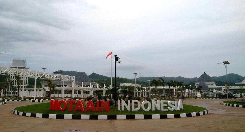 provinsi yang berbatasan dengan Timor Leste sepanjang 179,99 kilometer atau yang di kenal dengan istilah Sabuk Merah