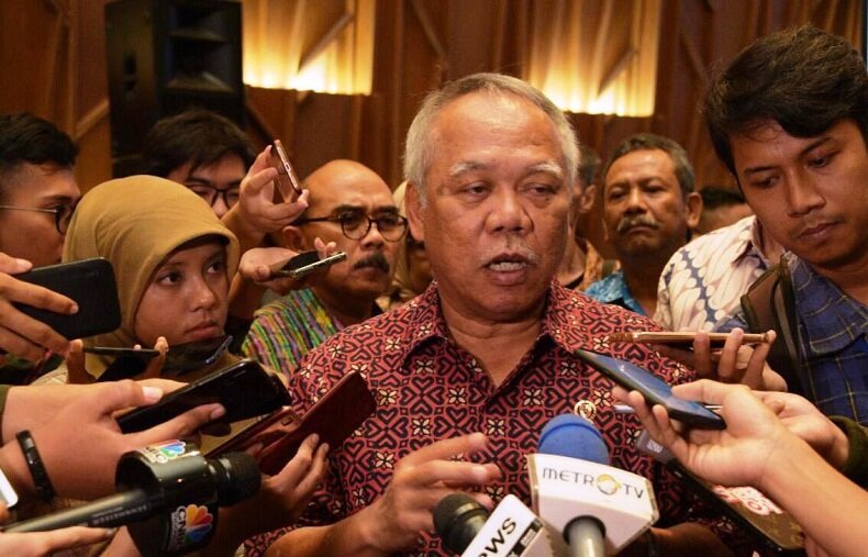 Presiden Joko Widodo telah memutuskan pemindahan Ibu Kota Negara. Pembangunan Ibu Kota Baru juga memerlukan persetujuan DPR dan akan diatur dalam Undang-Undang