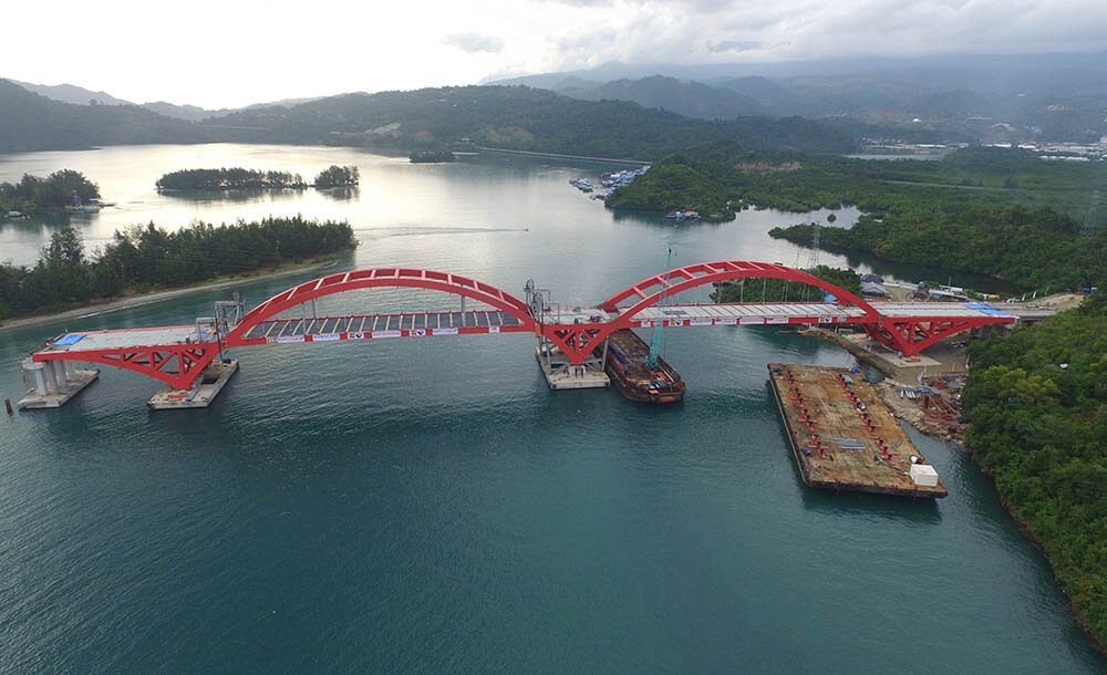jembatan Holtekam