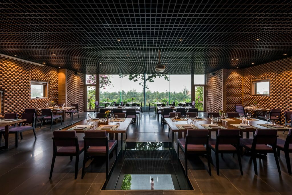 hotel vo trong vietnam
