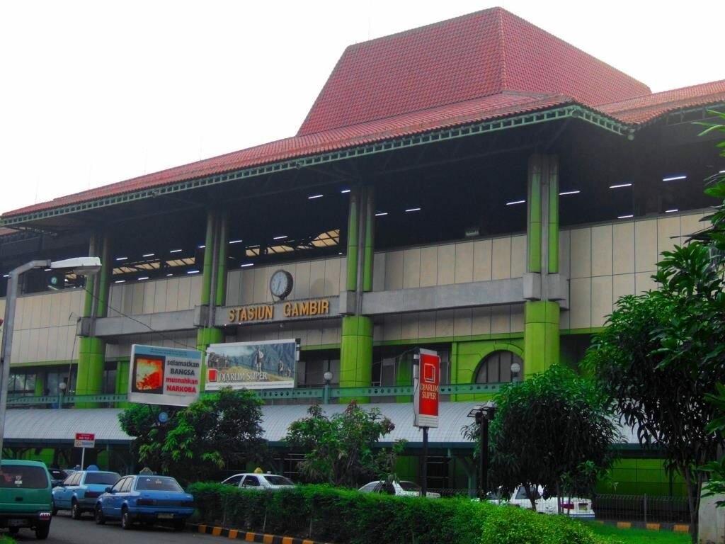 stasiun gambir