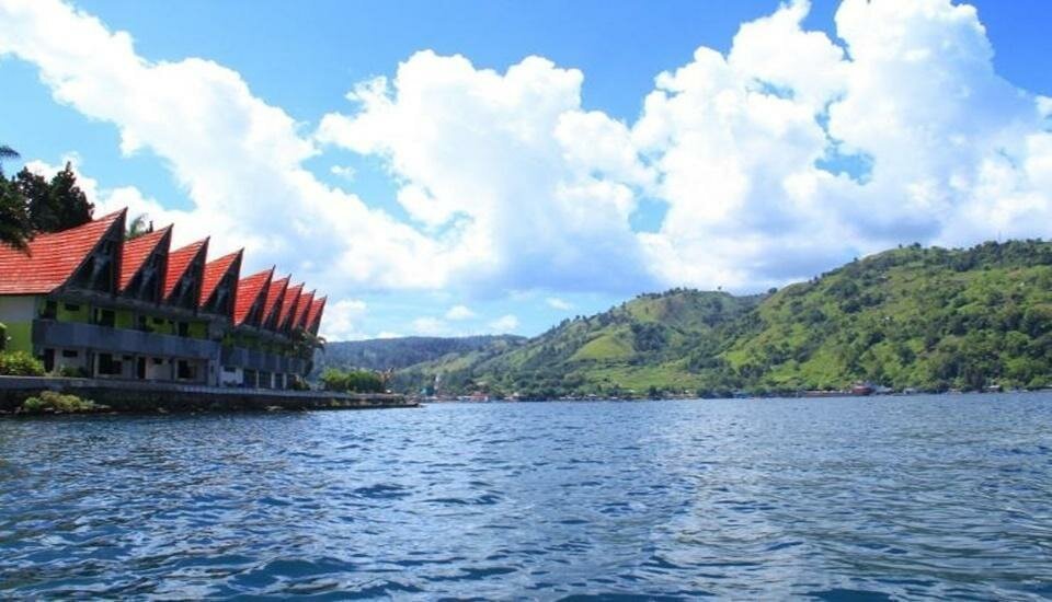 Danau Toba Internasional Cottage