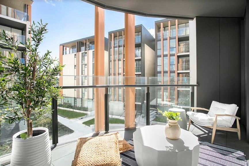 BALKON CROWN